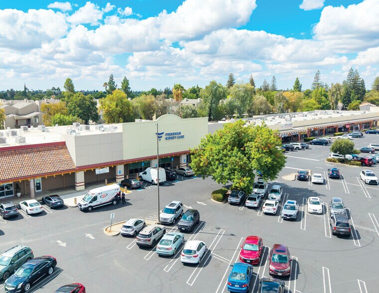 More Photos Of 6300 Mack Rd, Sacramento General Retail For Sale