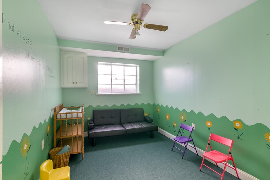 More Photos Of 402 Worth St, Mount Airy Religious Facility For Sale