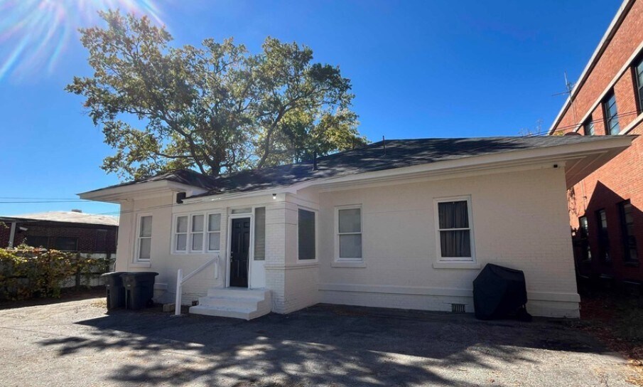 More Photos Of 2620 Main St, Columbia Apartments For Sale