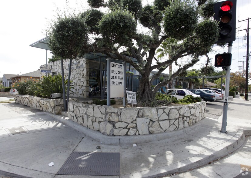 More Photos Of 1126 N Flower St, Santa Ana Medical For Sale