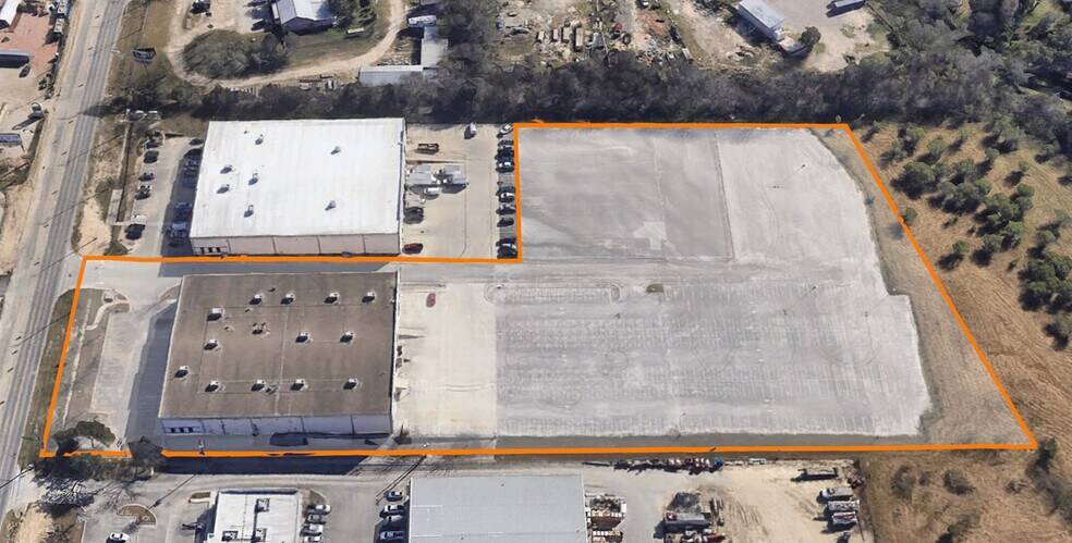 More Photos Of 14829 Bulverde Rd, San Antonio Warehouse For Lease