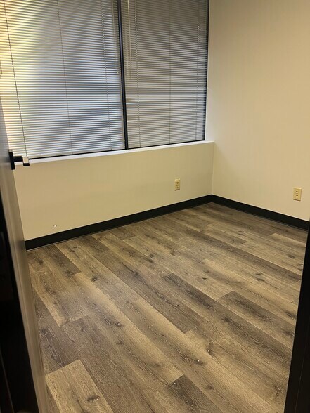 More Photos Of 2255 Cumberland Pky SE, Atlanta Coworking Space