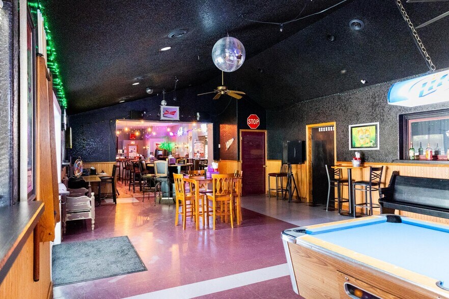 More Photos Of 103 W Main St, Hardwick Restaurant For Sale