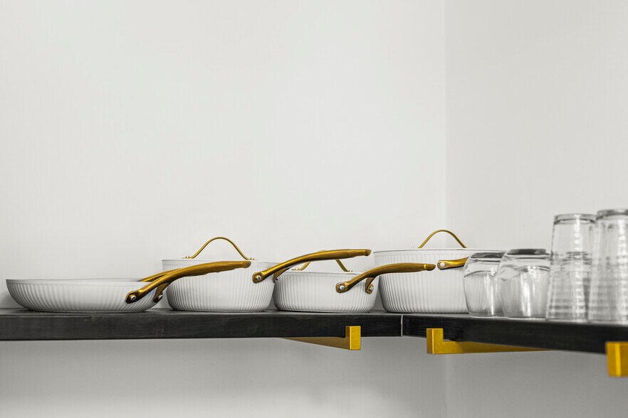 More Photos Of 9-13 Broadway St, Asheville Storefront Retail Office For Sale