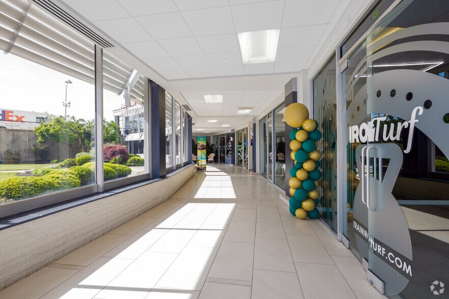 More Photos Of 261 Old York Rd, Jenkintown Medical For Lease