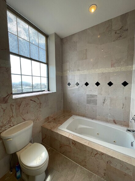 More Photos Of 9 E 18th St, Bayonne Apartments For Sale