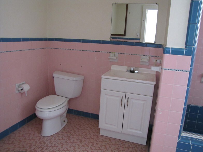 More Photos Of 4041 Washington St, Vicksburg Hotel For Sale