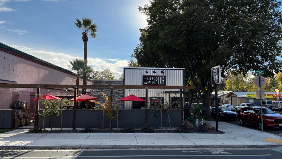 Primary Photo Of 2010 Park Ave, Chico Bar For Sale