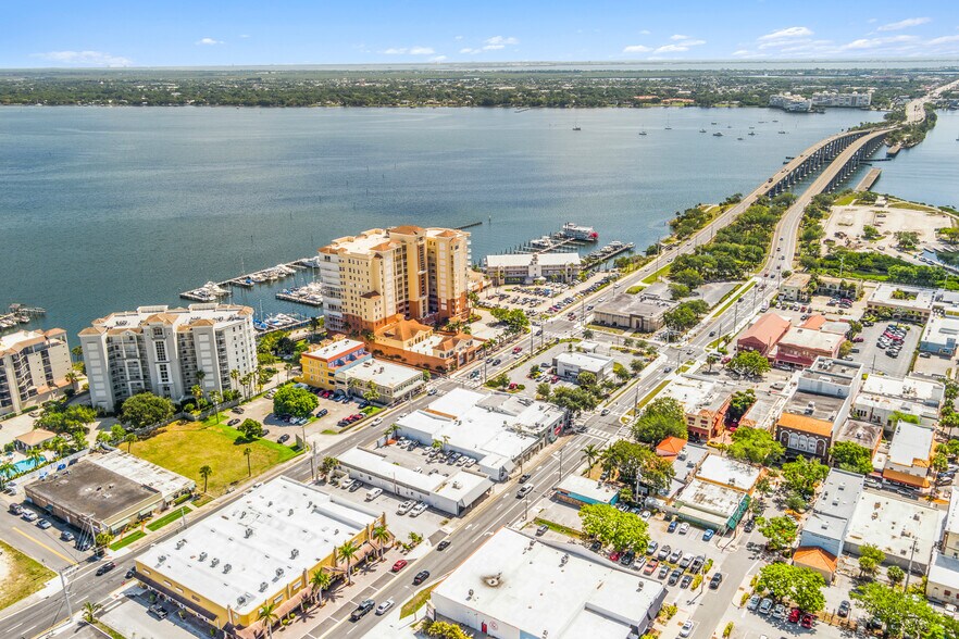 More Photos Of 105-113 Brevard Ave, Cocoa Storefront For Sale