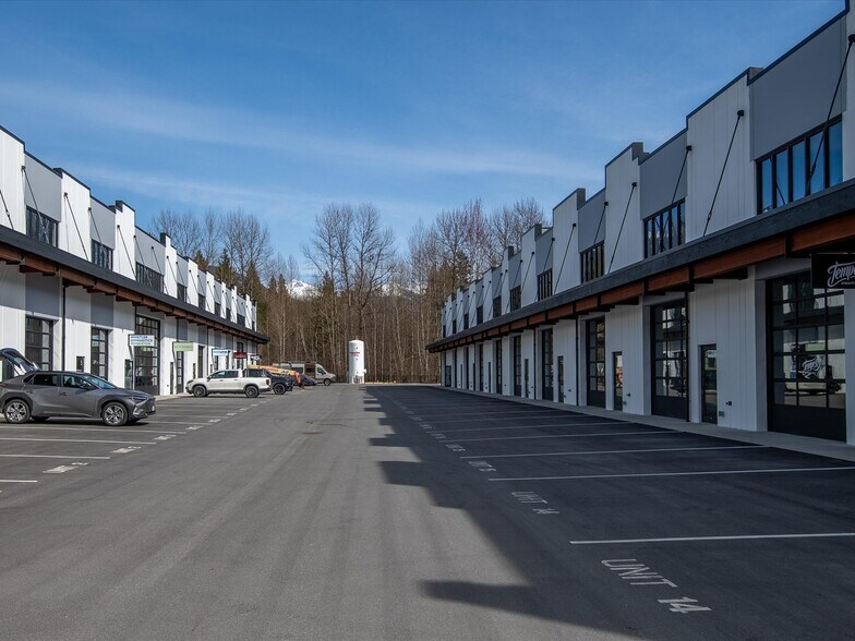 More Photos Of 7342 Industrial Way, Pemberton Flex For Sale