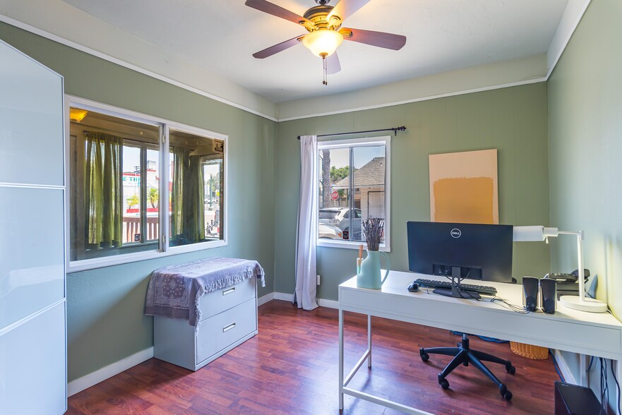 More Photos Of 3916 Oregon St, San Diego Office Residential For Sale