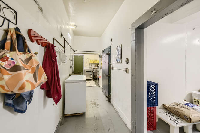 More Photos Of 3874 38th St, San Diego Restaurant For Sale