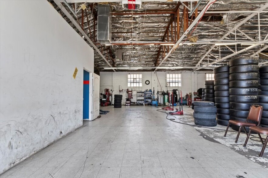 More Photos Of 3727 S State St, Salt Lake City Freestanding For Sale