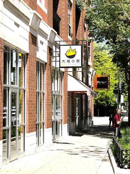 More Photos Of 1900 S State St, Chicago Apartments For Lease