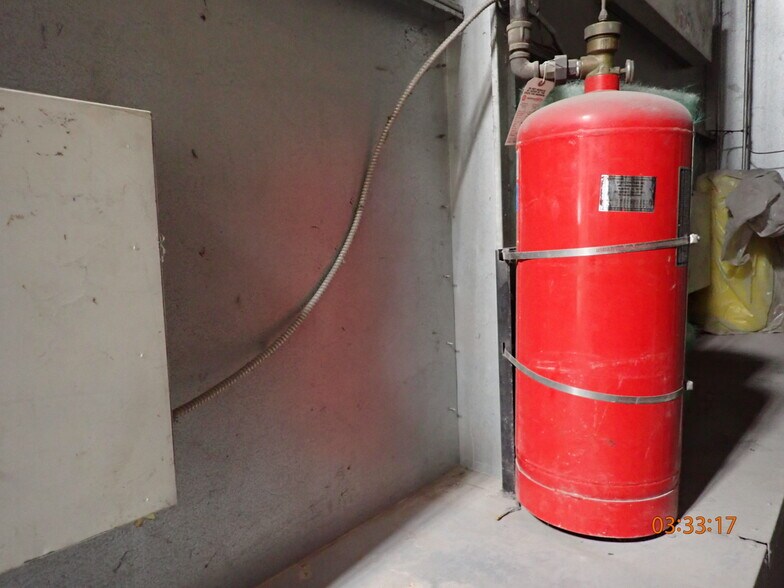 More Photos Of 301 S Bloomington St, Lowell Warehouse For Sale