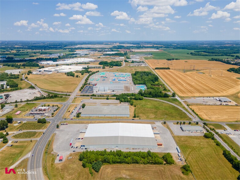 More Photos Of 1136 Dunlop Ln, Clarksville Warehouse For Lease