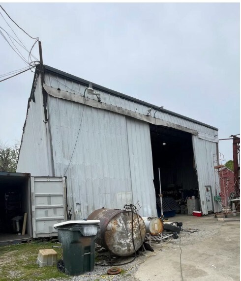 More Photos Of 9612 US Highway 42, Prospect Warehouse For Lease