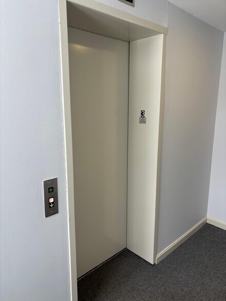 More Photos Of 241 Main St, Townsend Office Residential For Sale