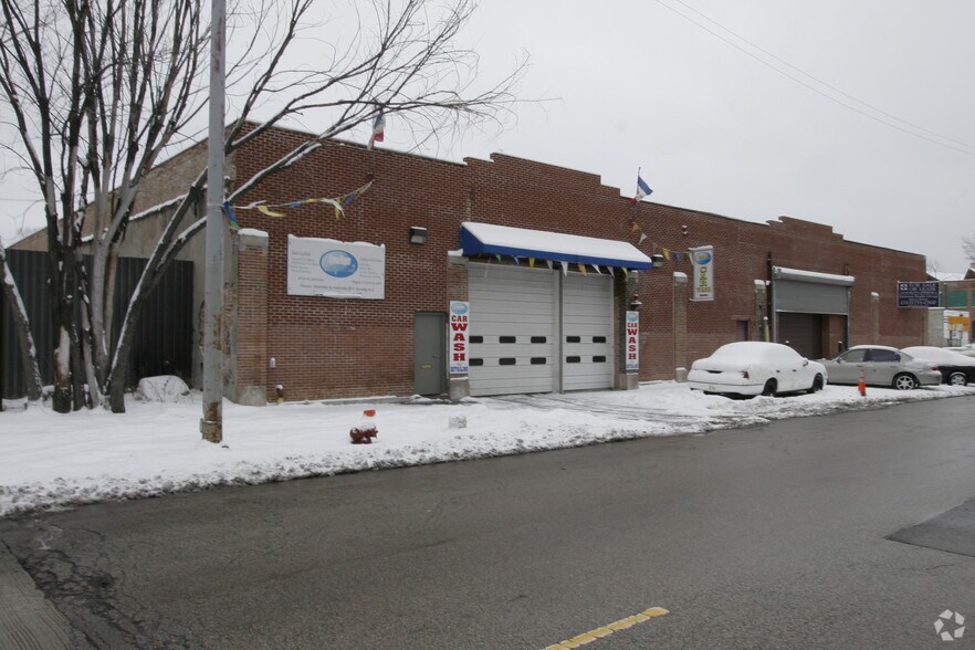 More Photos Of 4718-4722 W Harrison St, Chicago Warehouse For Sale