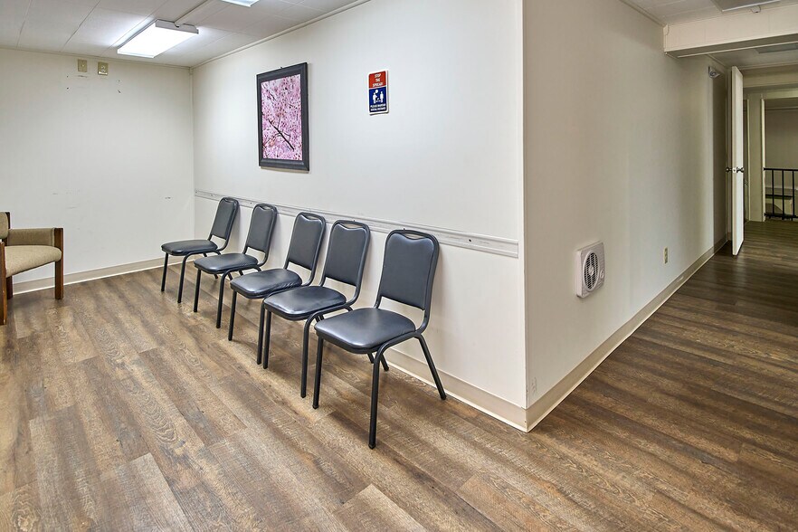 More Photos Of 3779 Lochgelly Rd, Lochgelly Medical For Sale