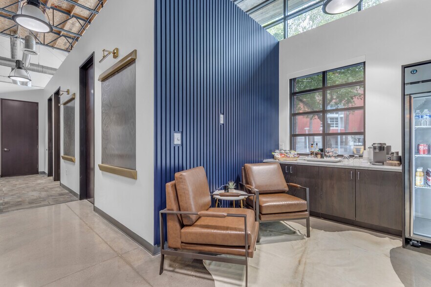 More Photos Of 245 E Jackson St, Phoenix Freestanding For Sale