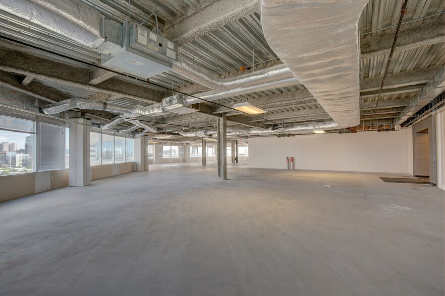 More Photos Of 7501 Fannin St, Houston Medical For Lease