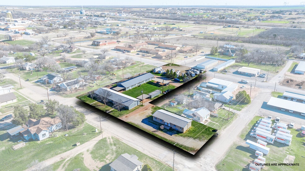 Primary Photo Of 701 S Avenue F, Haskell Hotel For Sale