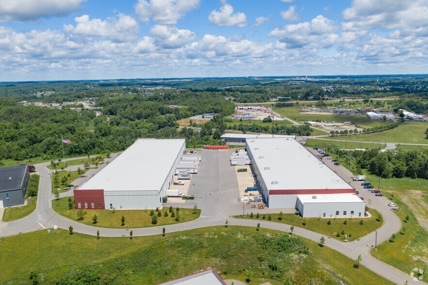 More Photos Of 100 Crown Ct, Oakdale Unknown For Lease