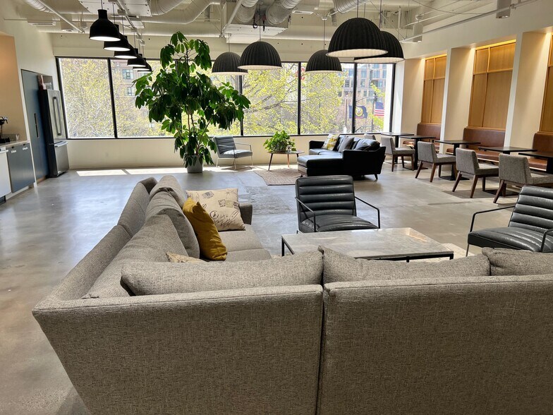 More Photos Of 999 W Main, Boise Coworking Space