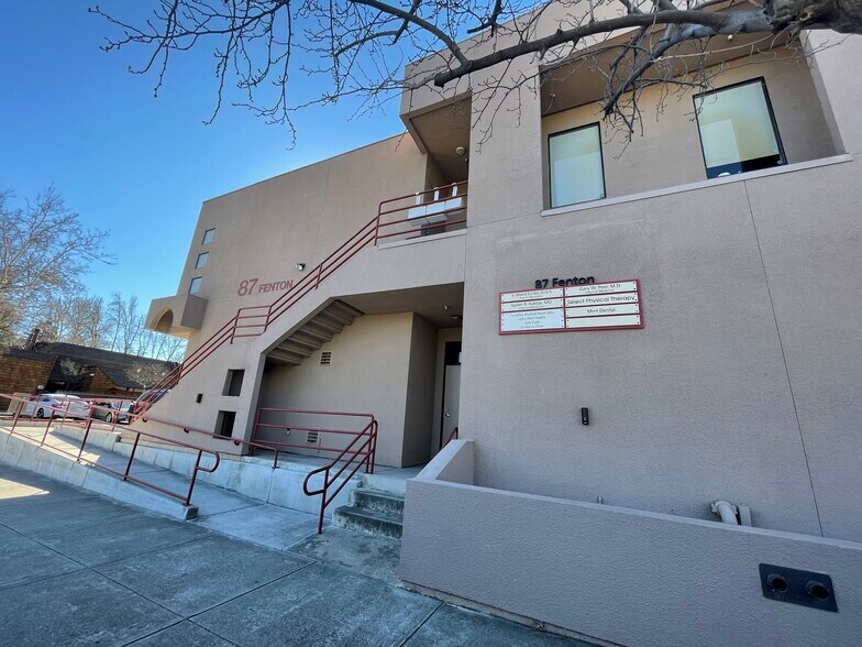More Photos Of 87 Fenton St, Livermore Medical For Lease