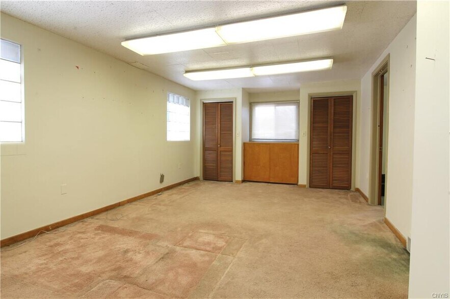 More Photos Of 41 Howard Ave, Binghamton Office Residential For Lease