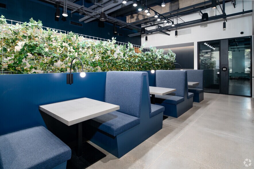 More Photos Of 702 Houston St, Fort Worth Coworking Space