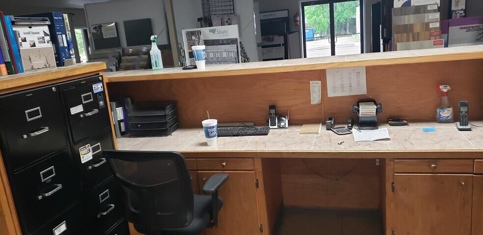More Photos Of 616 S Broadway St, Mccomb Freestanding For Sale