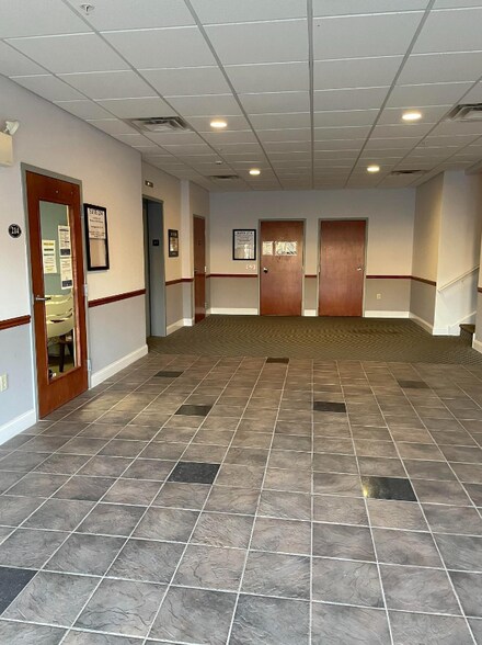 Primary Photo Of 770 Newtown Yardley Rd, Newtown Medical For Lease