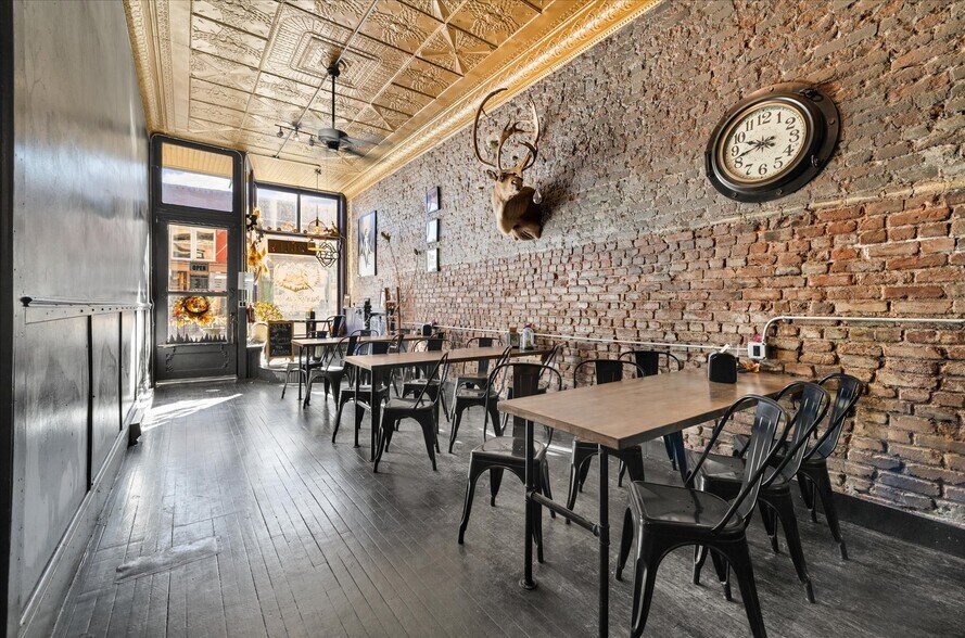 More Photos Of 301 Victor Ave, Victor Hotel For Sale