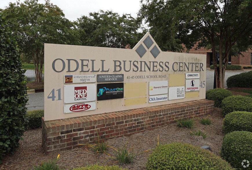 More Photos Of 41 Odell School Rd, Concord Showroom For Lease