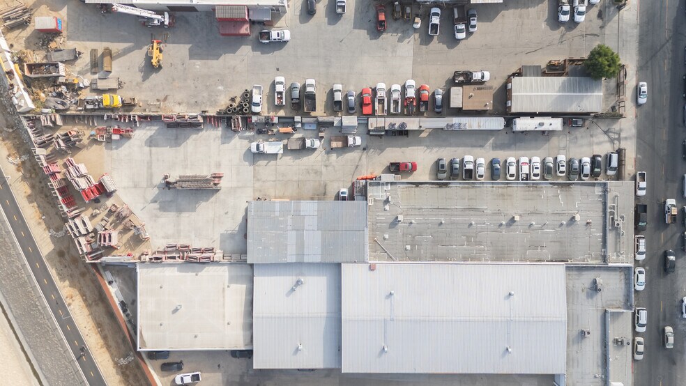 More Photos Of 661 Arroyo St, San Fernando Manufacturing For Lease