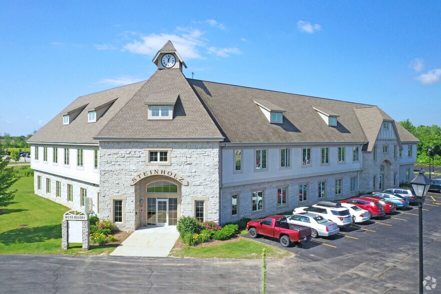 Primary Photo Of W175N11081 Stonewood Dr, Germantown Office For Lease