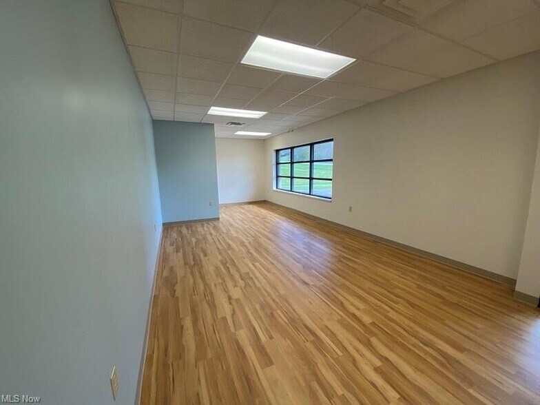 More Photos Of 45167 Cadiz Harrisville Rd, Cadiz Medical For Lease