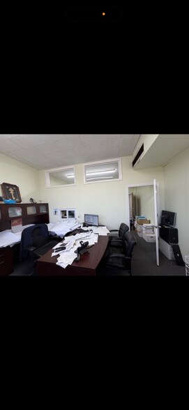 More Photos Of 1033-1061 Bloomfield Ave, Clifton Storefront Retail Office For Lease