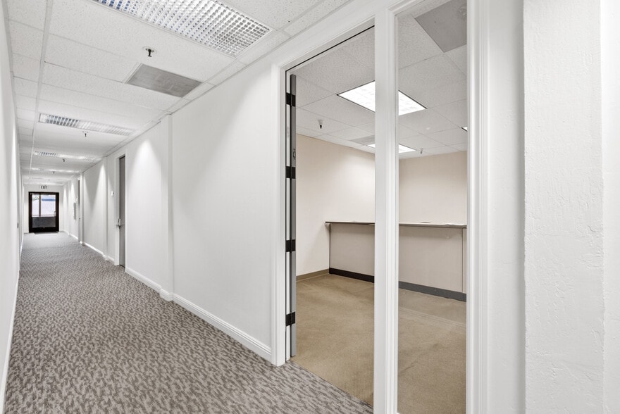 More Photos Of 289 S San Antonio Rd, Los Altos Office For Lease