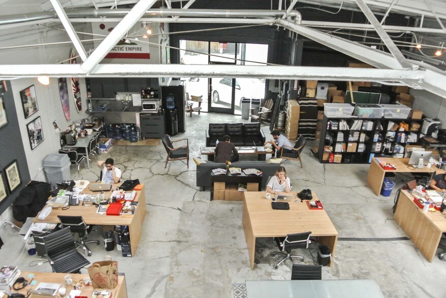 More Photos Of 5810 W 3rd St, Los Angeles Storefront For Lease