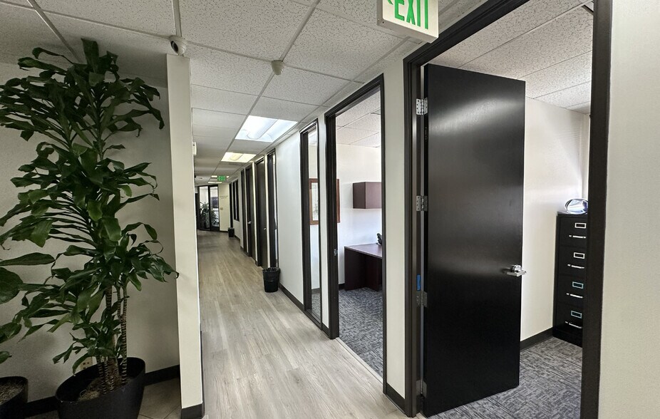 More Photos Of 333 W Broadway, Long Beach Medical For Lease