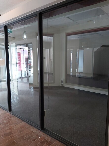 More Photos Of 232 Front St, Belleville Apartments For Lease