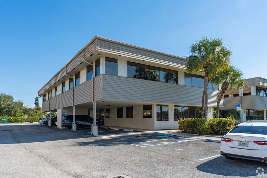 More Photos Of 2112 S Congress Ave, West Palm Beach Medical For Lease