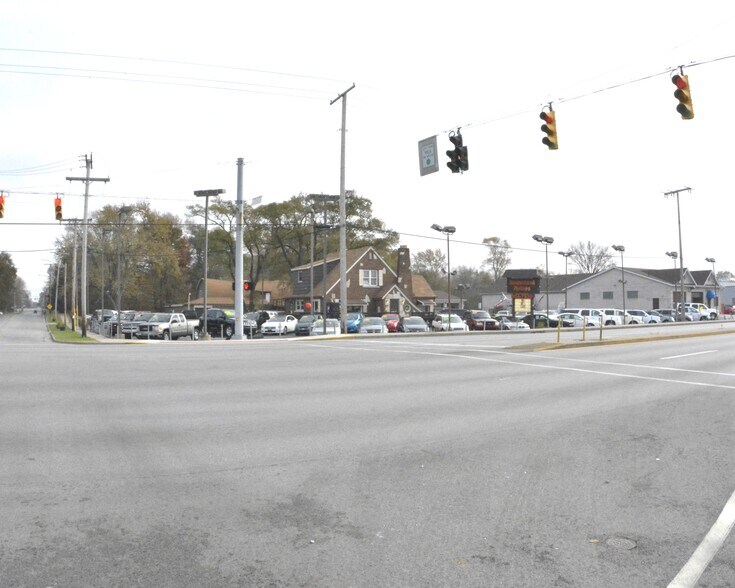 More Photos Of 9407 Indianapolis Blvd, Highland Land For Lease