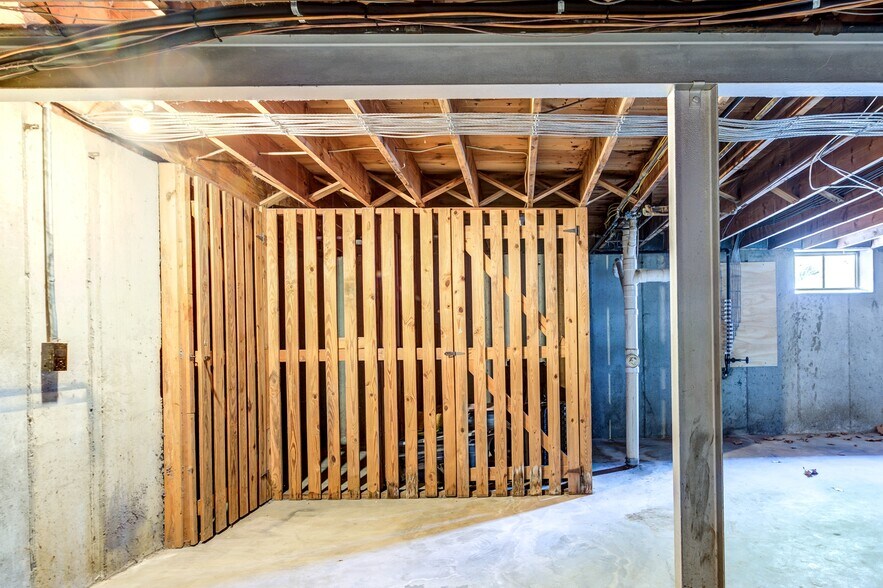 More Photos Of 7361 Dale Ave, Saint Louis Apartments For Sale