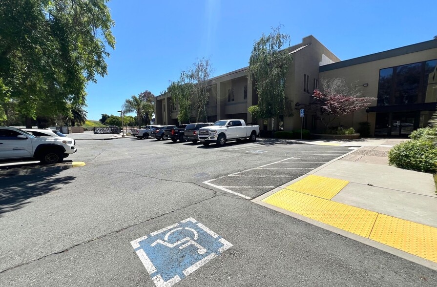 More Photos Of 1485 Civic Ct, Concord Office For Lease