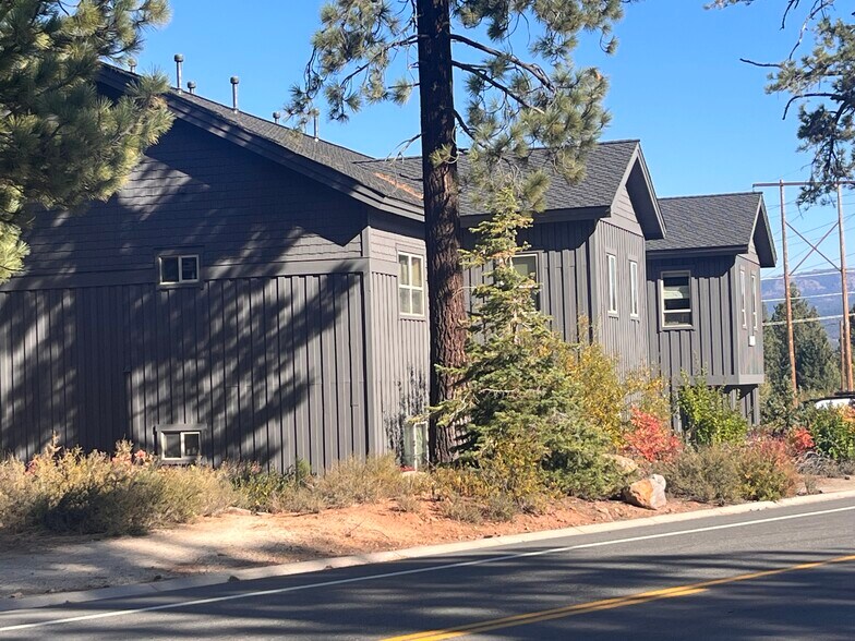 More Photos Of 10775 Pioneer Trl, Truckee Office For Lease