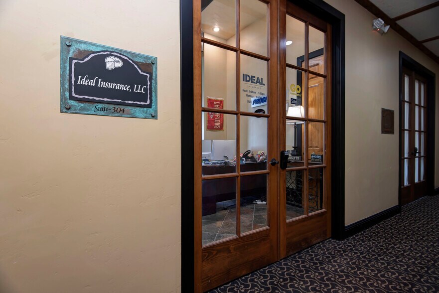 More Photos Of 1531 E Bradford Pky, Springfield Medical For Lease